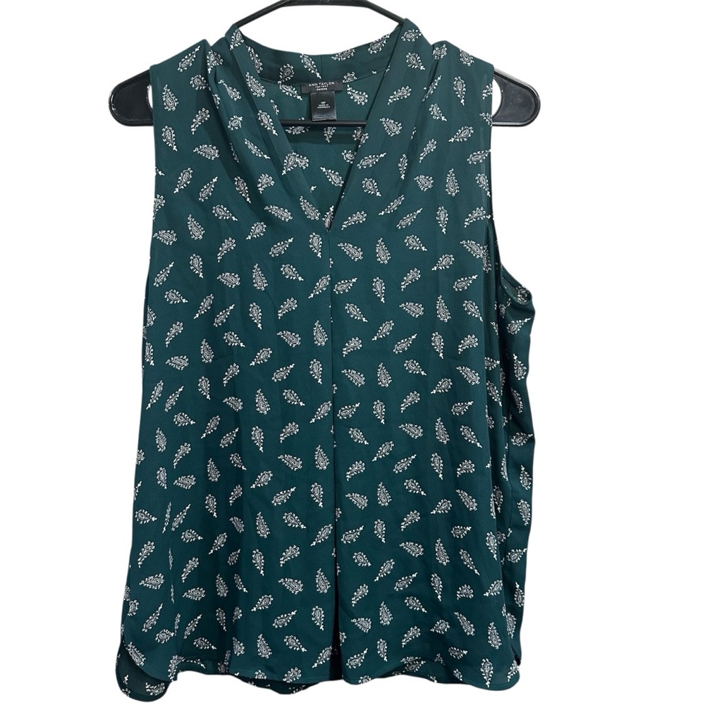 Ann Taylor Factory | Green Paisley Blouse | Medium Petite | Flowy Sleeveless